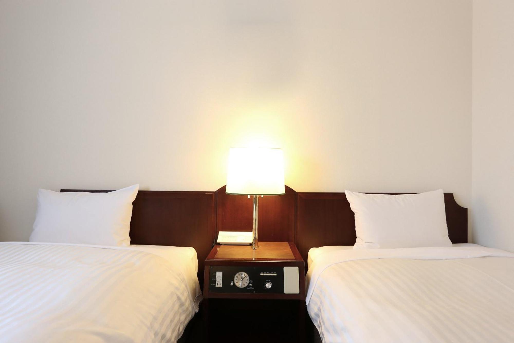 Hotel Castle Inn Yokkaichi Exterior foto